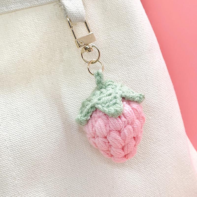 Handcrafted Sunflower Keychain: Colorful Smiley Face Bag Charm Pendant – Perfect for Bookbags or as a Decorative Gift.