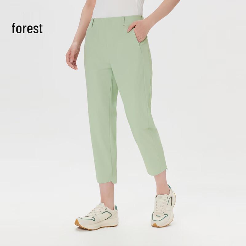 KOLON SPORT Women s Cooling Water-Repellent UPF50+ Cropped Pants L