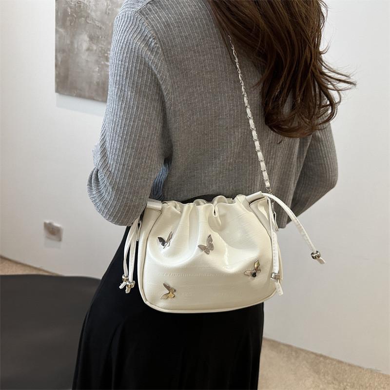 Chic Summer Bucket Bag For Women With Unique Bow And Casual Shoulder Style
