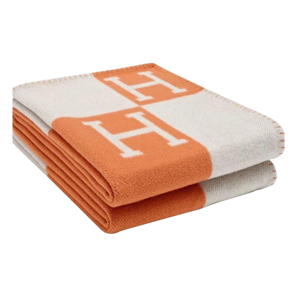 Luxurious Wool Cashmere Blanket Thick Warm Geometric Pattern Office Throw