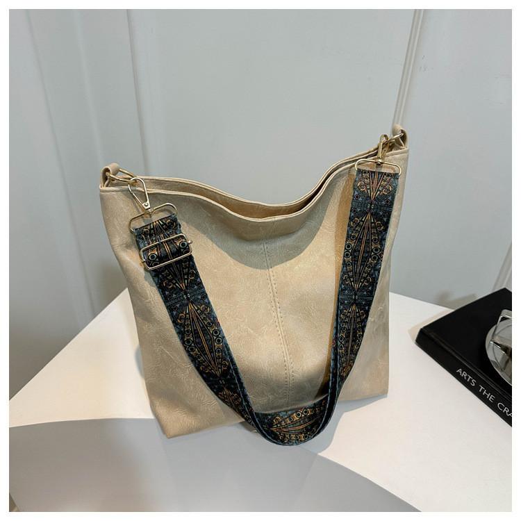 2024 Spring New Fashion Street Tide Large Capacity Casual Shoulder Diagonal Crossbody Tote Bag Women's Bag