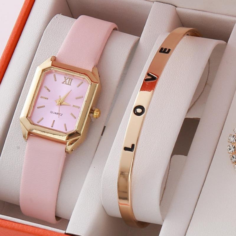 

The Same Women S Gift Watch Simple Scale Bright Leather Belt Green Watch Square Women S Watch Quartz Watch bulk price