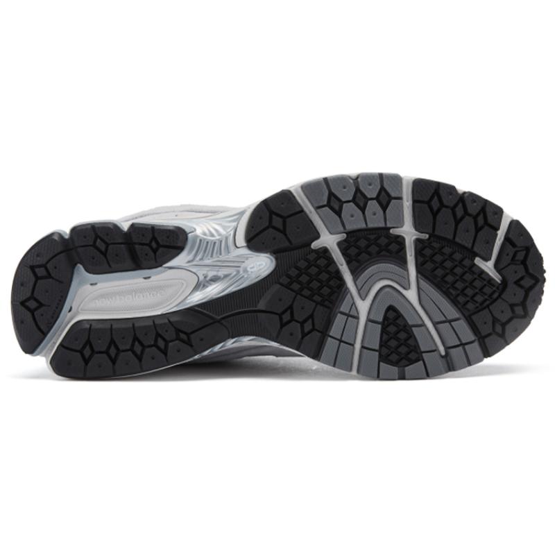 New Balance 2002R 'Grey' Sneakers ML2002R0