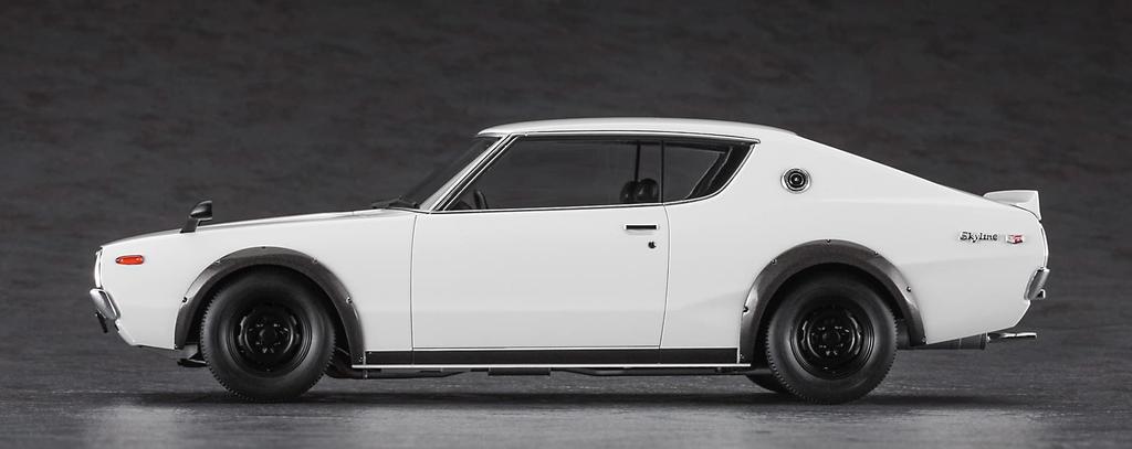 Hasegawa Nissan Skyline Plastikmodellbausatz HC49 1/24 2000GT-R (KPGC110)