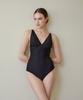 Habeumong Triangle Point Swimsuit Black