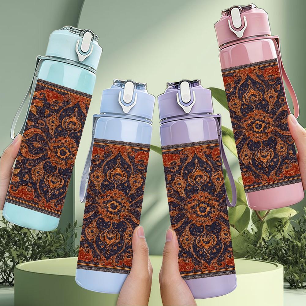 1PC Ethnic Vintage Carpet Pattern Print 750ml Color Plastic Sports Water Bottle Leakproof Flip Straw Lid Suitable for Sports Office Home Use