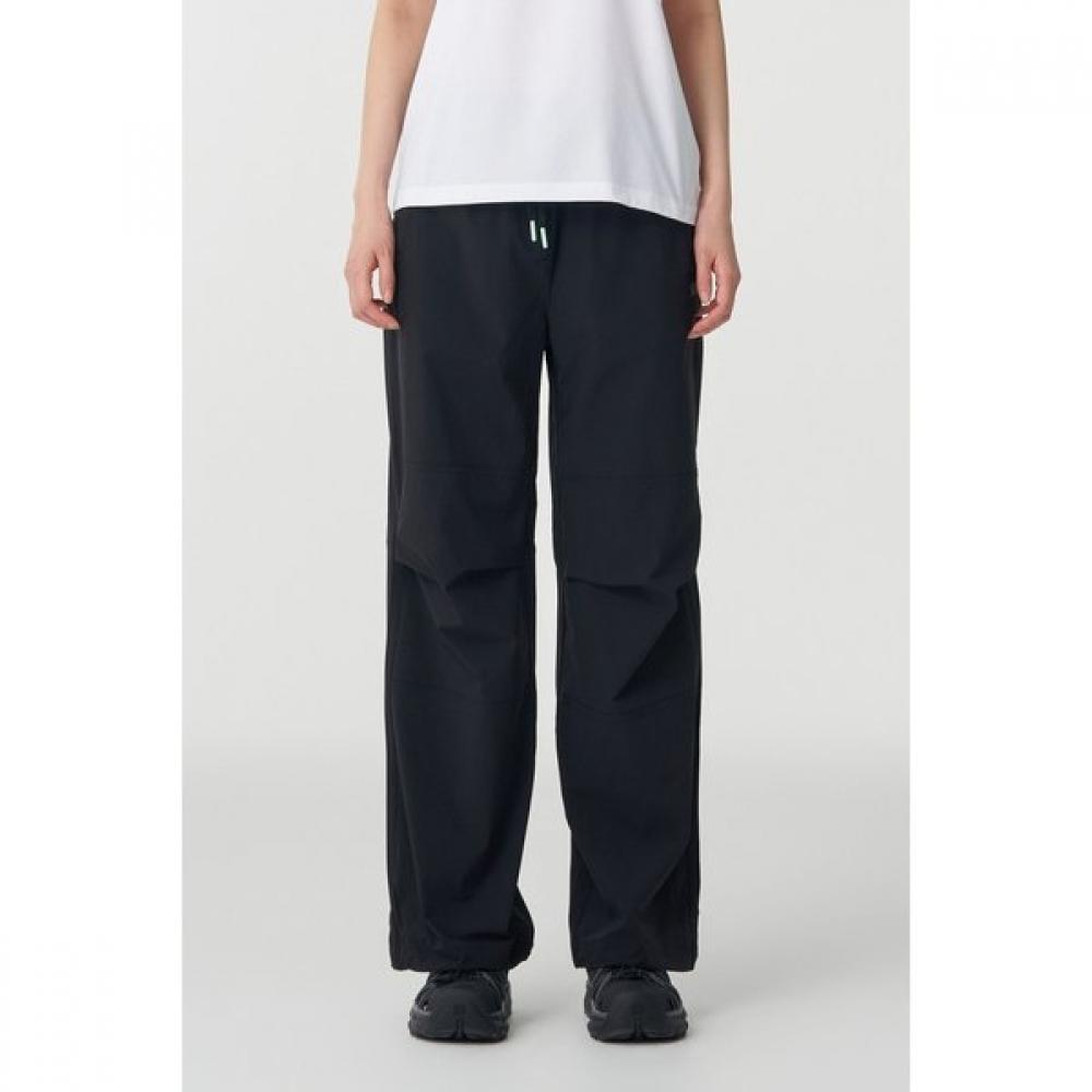 Kolon SportS Women S looSe Fit Parachute pantS Tvpnm25692blk