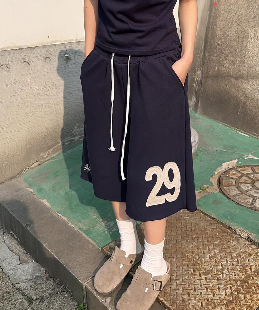 Ebeulisi E Logo Bermuda Sweatpants (Navy)