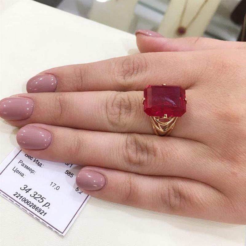 

Russian Purple Gold Square Redstone Plated Rose Gold Exquisite Fashion Luxury High-End Live Ring Jewelry