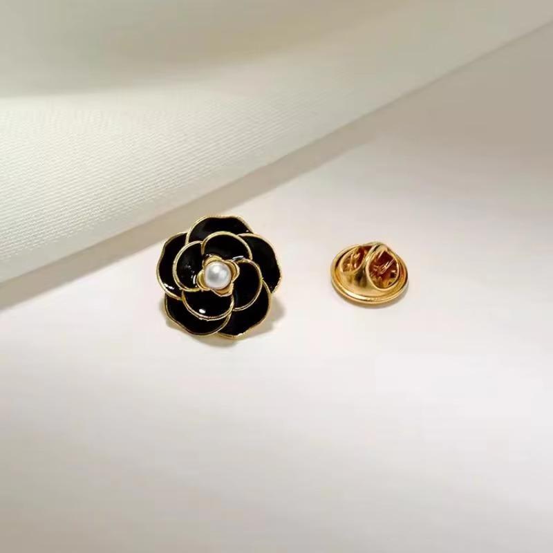 Mysterious Camellia Brooch Exquisite Fashion Pin Elegant Romantic Jewelry Accessories Party Birthday Festival Gift Souvenir