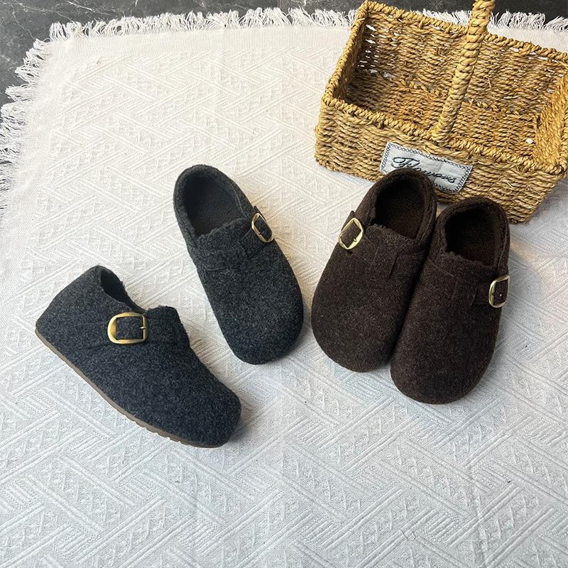 Shoes women's new winter flat-bottomed one-pedal lazy plush warm cotton shoes fluffy shoes