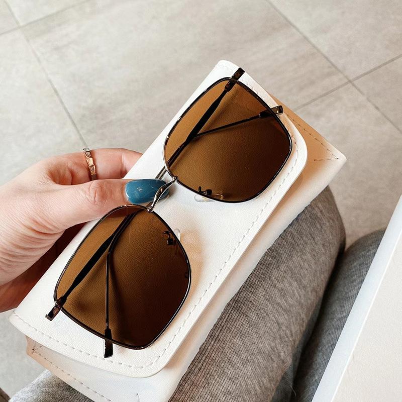 Vintage Retro Style Sunglasses Men Women Alloy Frame Square Shape Sunglasses For Men Uv400 Protection Female Sunglass