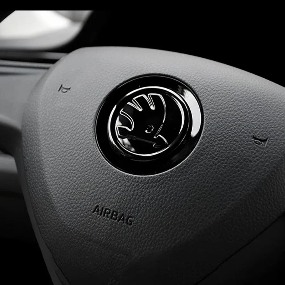 2025 Nuovo Adesivo Logo Centrale per Volante Auto da 63MM per Skoda Vision-E 440 Felicia Afriq Kamio Fabia Octavia Kodiak Kamik ABS A