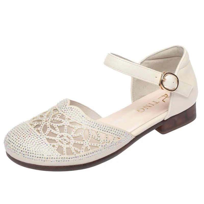 Close Head Square Heels Cutout Breathable Rhinestone Shoes Summer 2025 Soft Leather Sandals Women for Office Daily Mom