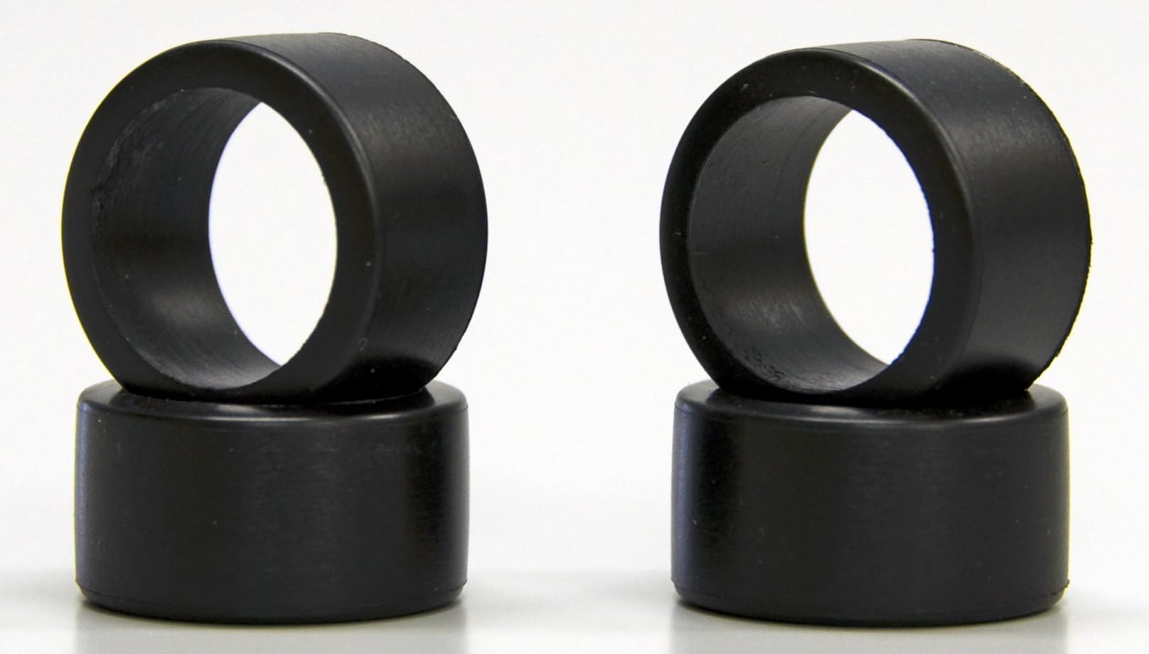 

Kyosho MZW17-20B Wide Tire Set (20°)