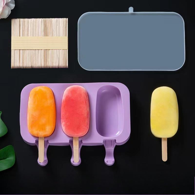 

A Reusable Silicone Popsicle Mold with Lid Homemade Handheld Ice Cream DIY Mold Cheese Stick Ice Pop Tray Freezer Easy Release