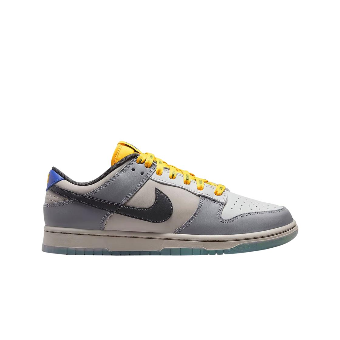 

Мужские кроссовки Nike x North Carolina A T Dunk Low College Grey DR6187-001