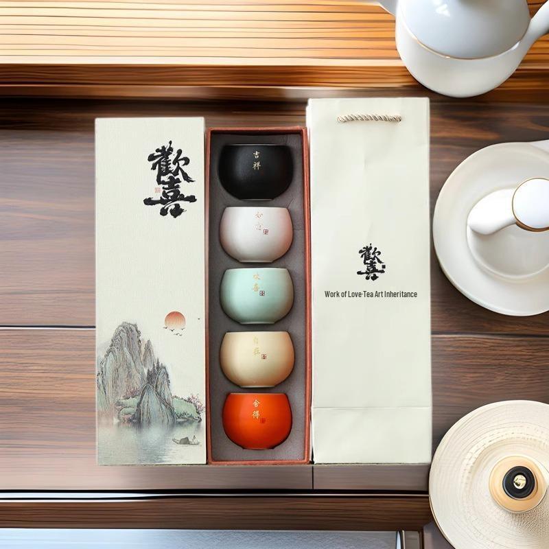 Guochao Creative Ceramic Master Cup - Elegant Gift Box for Teacher's Day, Elders, and Company Souvenirs