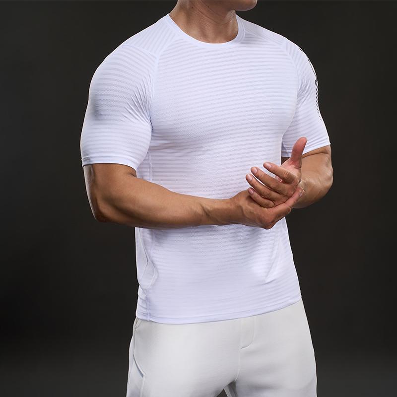 Simple and Comfortable Casual Stretch Short-sleeved T-shirt Fashion Sports Slim Fitness Outdoor T-shirt Men