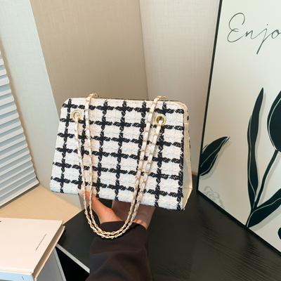Atmospheric Commuting Fashionable Simple Texture Chain Shoulder Bag Women's 2025 Summer New Foreign Style Underarm Tote Bag