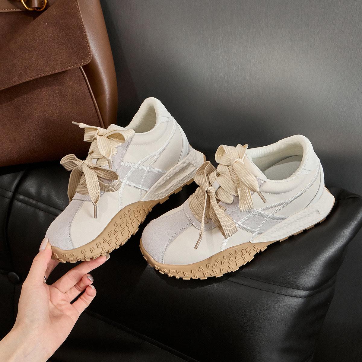 

Cowhide version~ Su Yinyin crescent moon inner height increase 6cm popcorn platform casual sports shoes Forrest Gump shoes women s training shoes 33