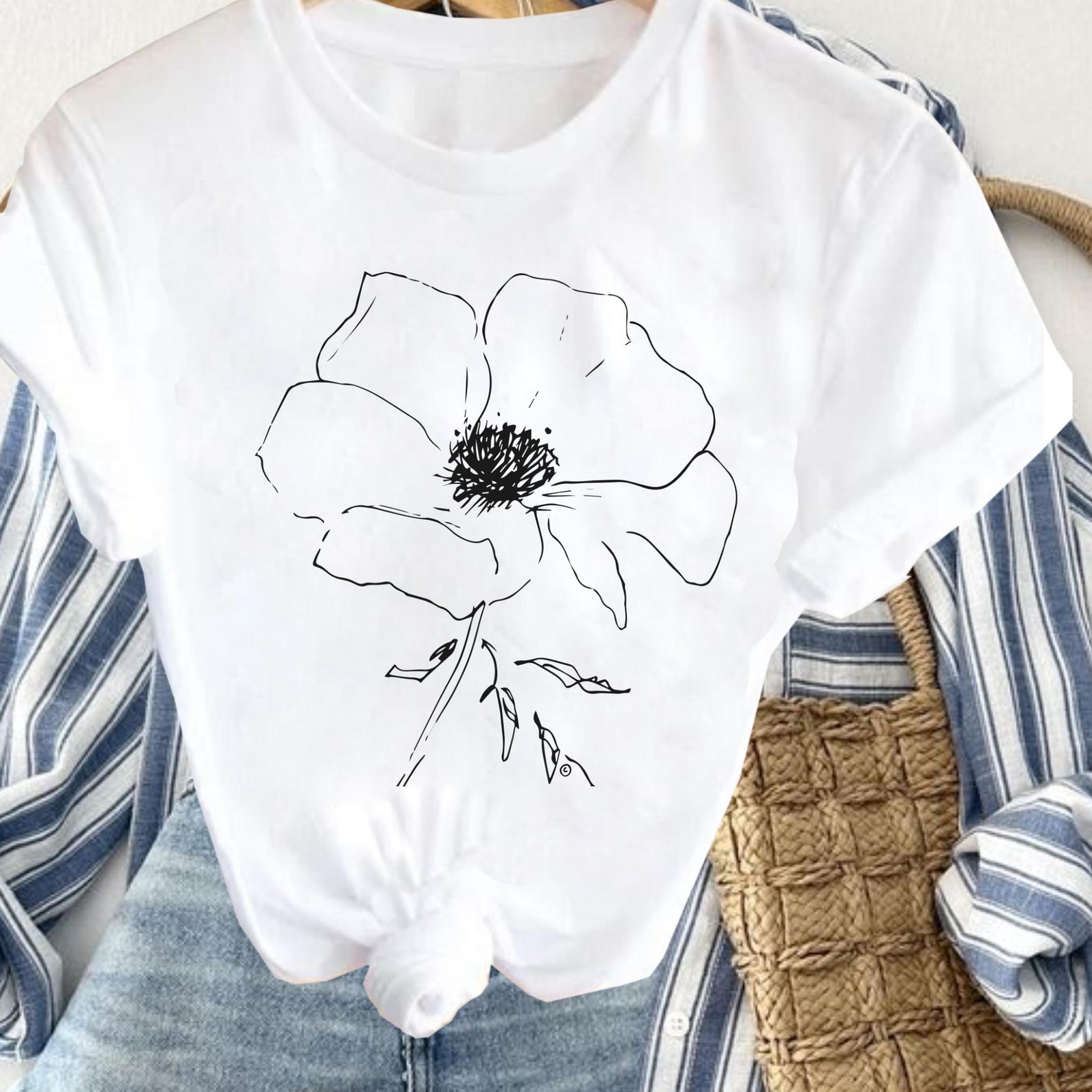 California Style Botanical T-Shirt: Wildflower Graphic Tee S