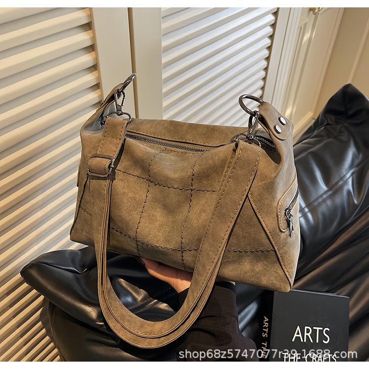 Retro Matte Large-capacity Messenger Bag Women's 2025 New Casual Versatile Pillow Bag Commuter Shoulder Bag Bag