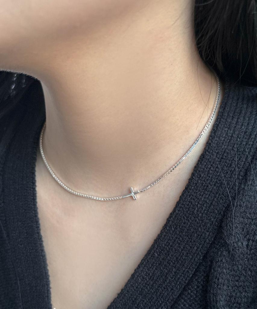 Baradu 925 Simple Cross Necklace
