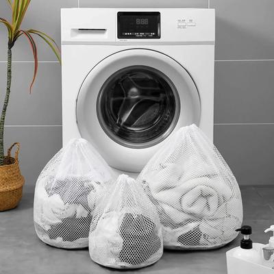 מוצרי כביסה – סלים ושקיות לכביסה