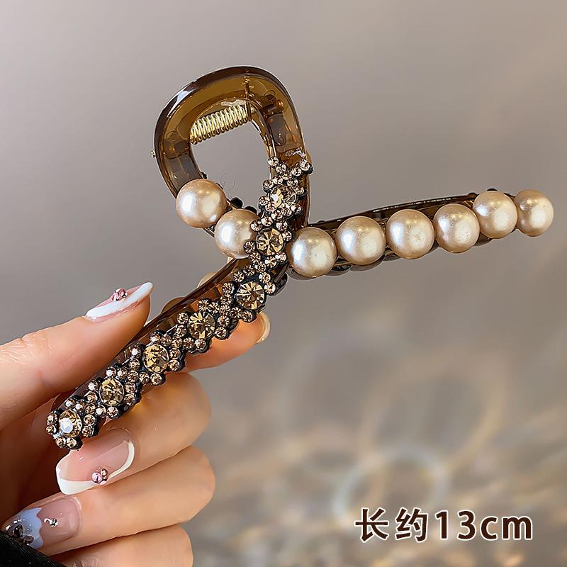 Camellia Pearl Hårklemme Jenter Elegant hestehaleklips Shark Clip Sweet Big Crab Claw Hårtilbehør Hodeplagg