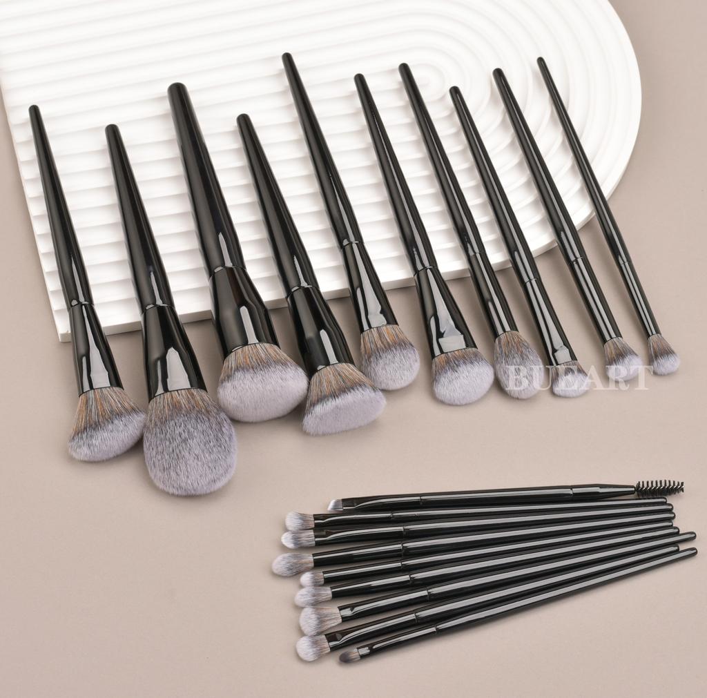 DailyQueen 30PCS High Quality GOAT Natural Hair PROFESSIONAL Pink White Black Makeup Brush Set Private Label Make Up Foundation