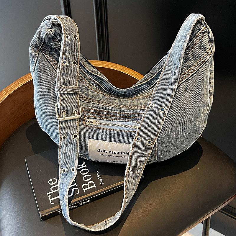 

Niche design Japanese and Korean retro washed lazy literary denim canvas dumpling bag versatile trendy cool shoulder messenger bag синій