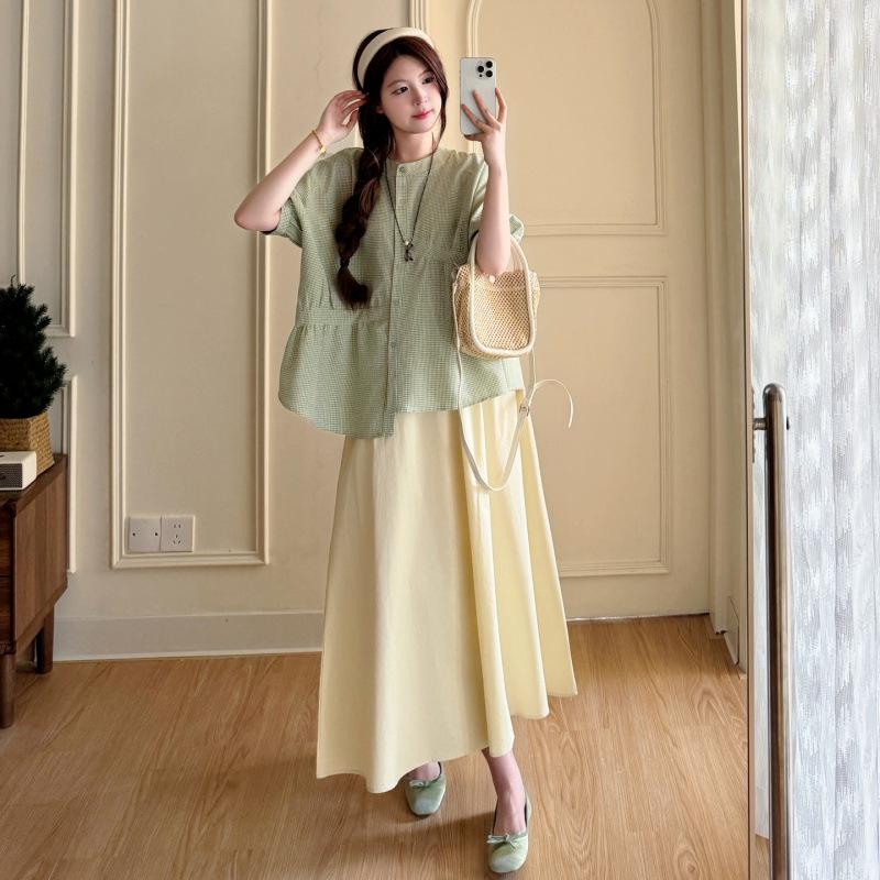 Korean Style Fresh Maternity Set: Green Plaid Doll Shirt & Cream Midi Skirt (Summer 2026) XL