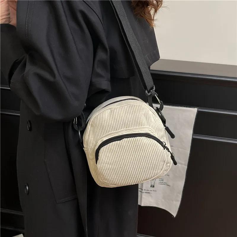 Autumn Simple Small Square Shoulder Bag for Women Versatile Ladies Corduroy Crossbody Bag Casual Lightweight Female Phe Clutch