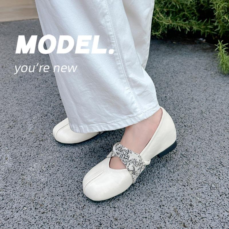 Inner height increase shallow mouth ballet single shoes women's new versatile one-pedal Mary Jane small leather shoes