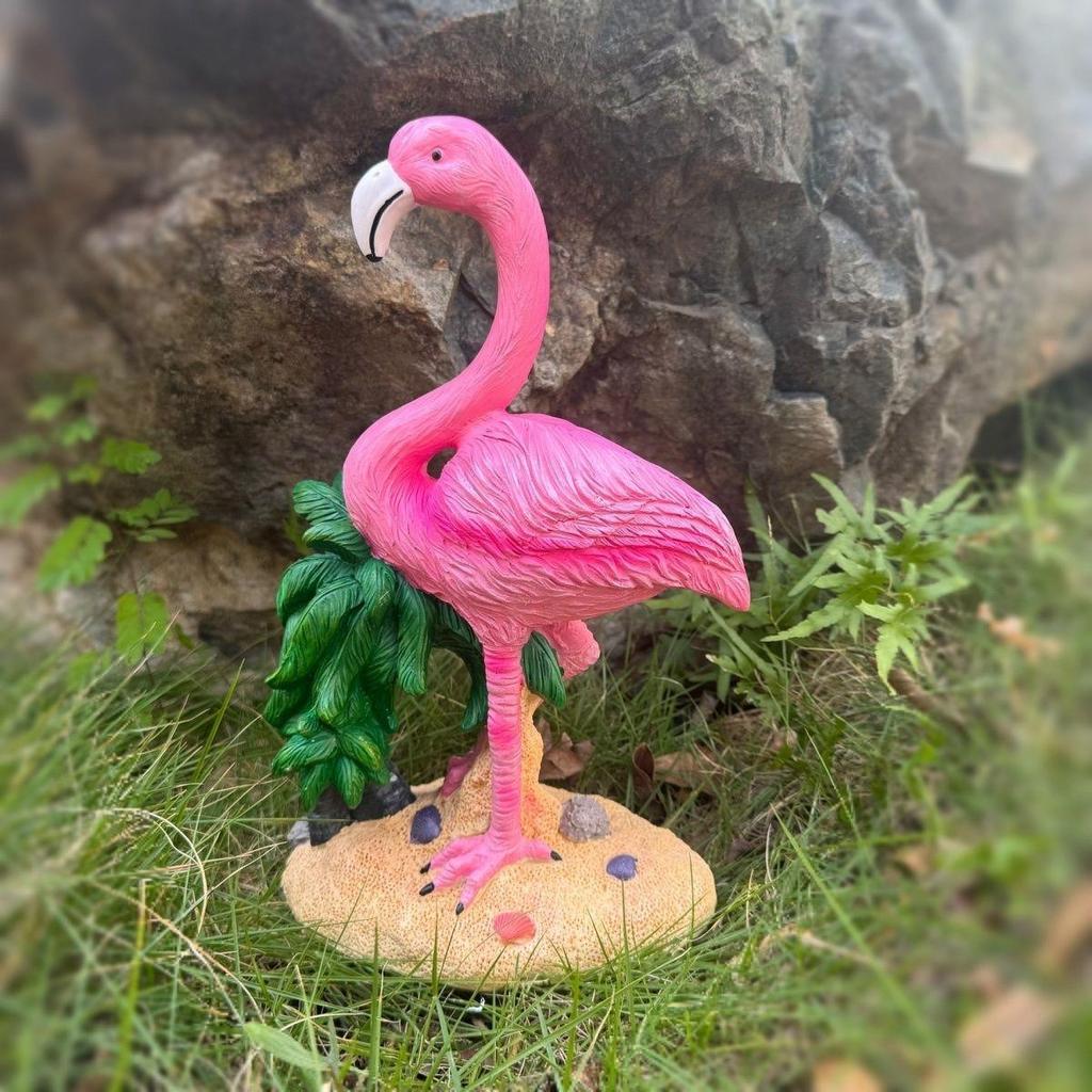 Clearance Resin Coconut Tree & Flamingo Garden Ornaments for Outdoor Balcony & Courtyard