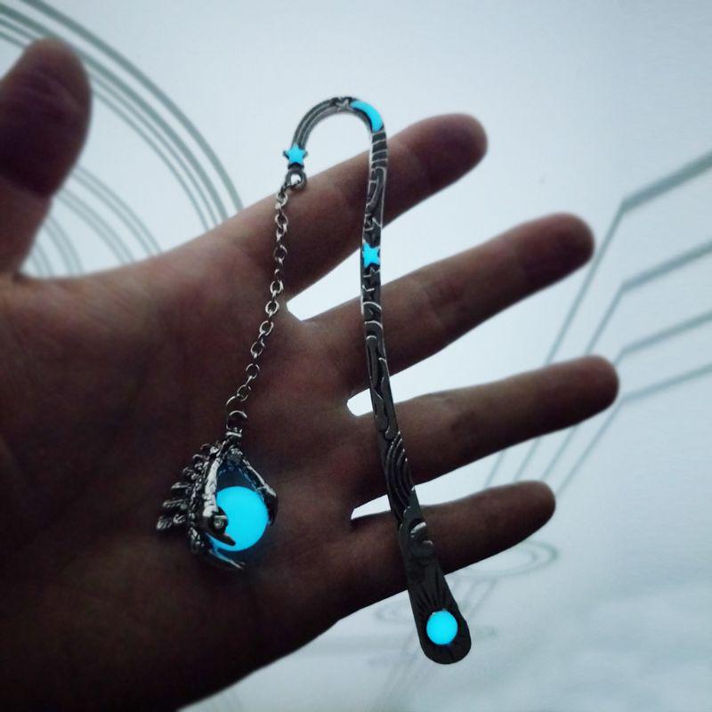 Dragon Claw Luminous Bookmarks Retro Sun and Moon Stars Luminous Fluorescent Dragon