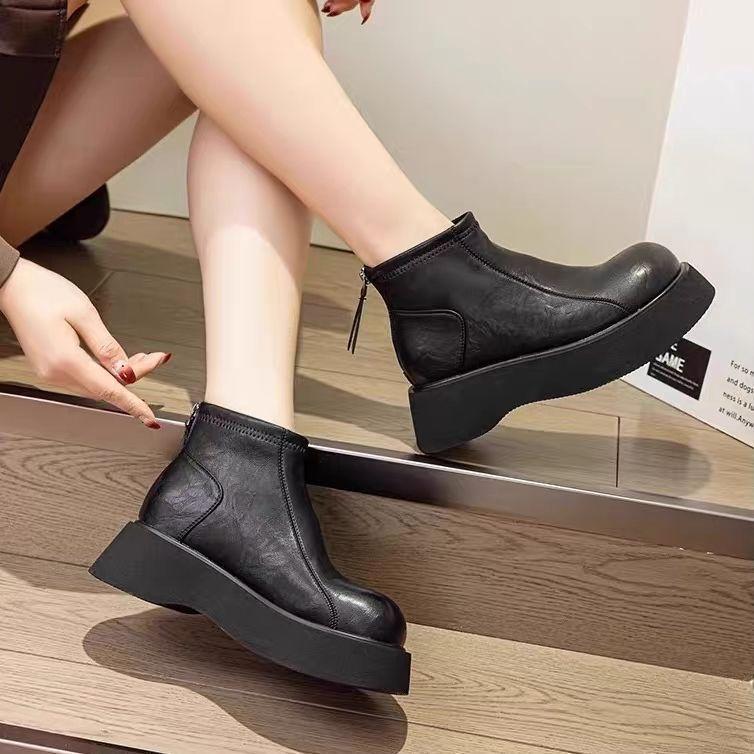 

Thick-soled big-headed Martin boots for women s 2025 autumn and winter new Korean version versatile non-slip large-size women s short boots single b 35