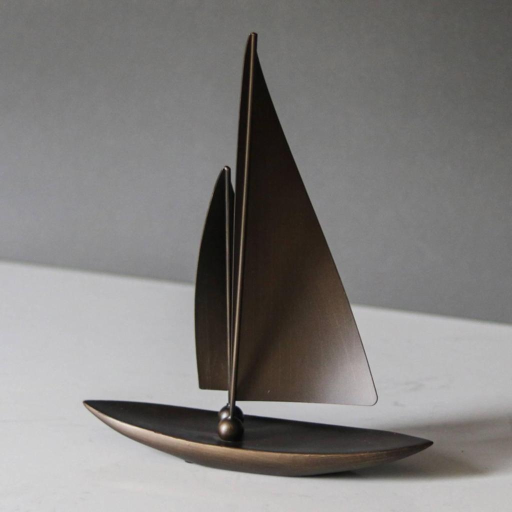 Estatua de Velero con Casco Curvo Escultura Elegante Negro Mate Adorno de Velero para Arte