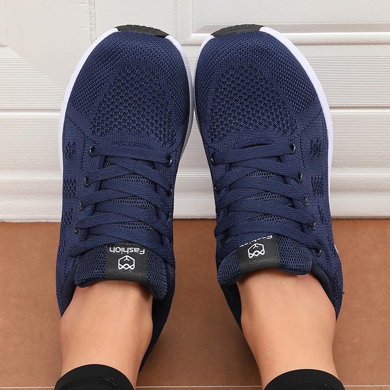 

Women s Sports Leisure Shoes Solid Color Colorful Trendy Breathable Mesh Lace Up Shoes Walking Athletics Tennis Jogging Shoes 36 темно-синього кольору