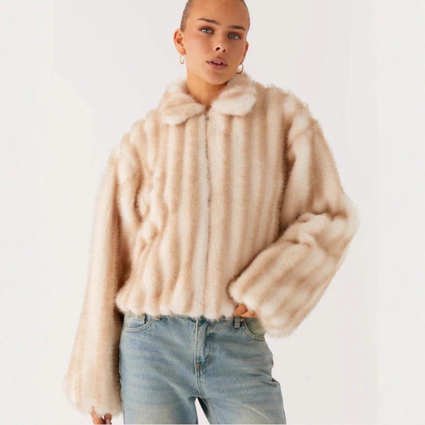 New environmentally friendly fur jacket Internet celebrity European and American winter joints trendy warm top women's imitation fur