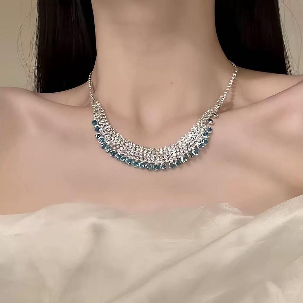 Luxury Rainbow Zircon Clavicle Necklace - Candy-Colored Crystal Heart Design