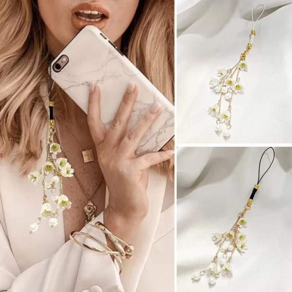 White Lily Flower Mobile Phone Chain Handmade Phone Strap Keychain Phone Chain for Women Girls