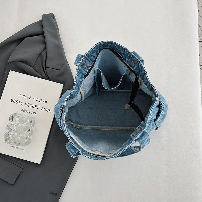 Denim bag women's large capacity 2025 summer new casual messenger bag college students commuting tote bag