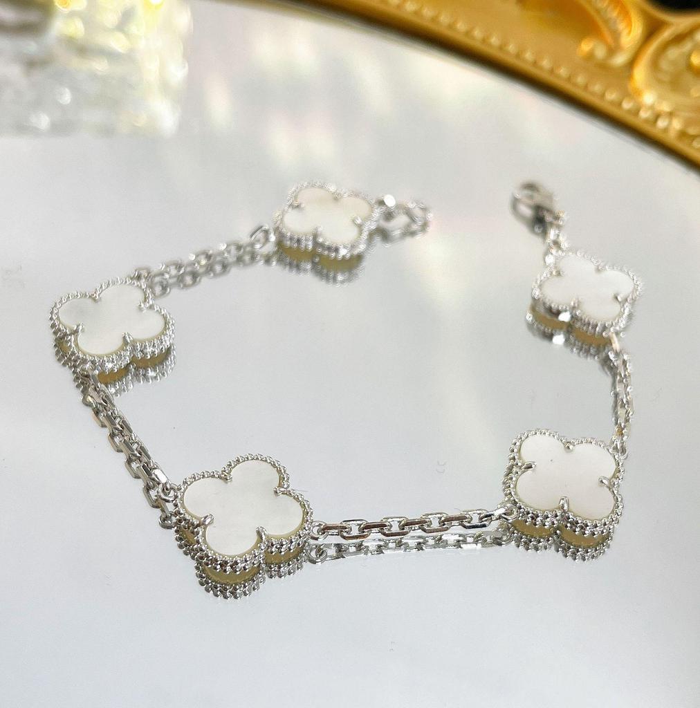 Gold Four-Leaf Clover & Five-Flower Pendant Necklace, 18K Plated, Elegant Gift for Her