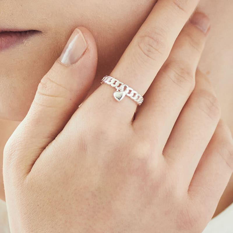 Charmy silver heart chain-ring
