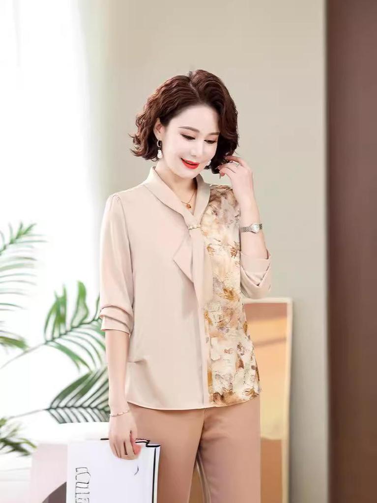 2024 Spring Elegant Nine-Sleeve Mother's Top - Chic & Versatile for Age-Reducing Style