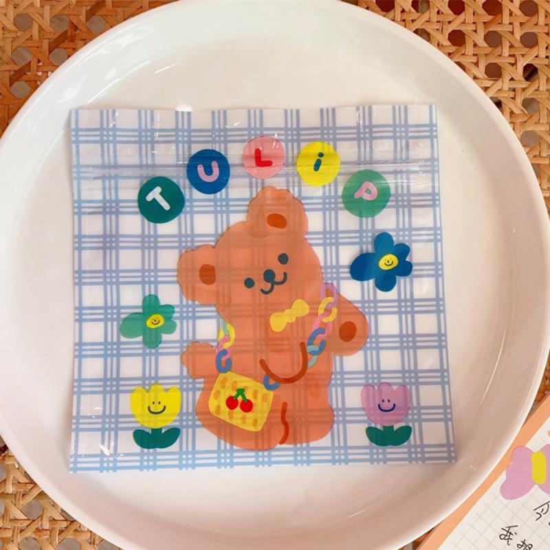 Food Storage Organizer Does Not Take Up Space Easy To Carry 13.5*13.5cm Plastic Cute Cartoon Snack Bag Creative And Cute 4.2g