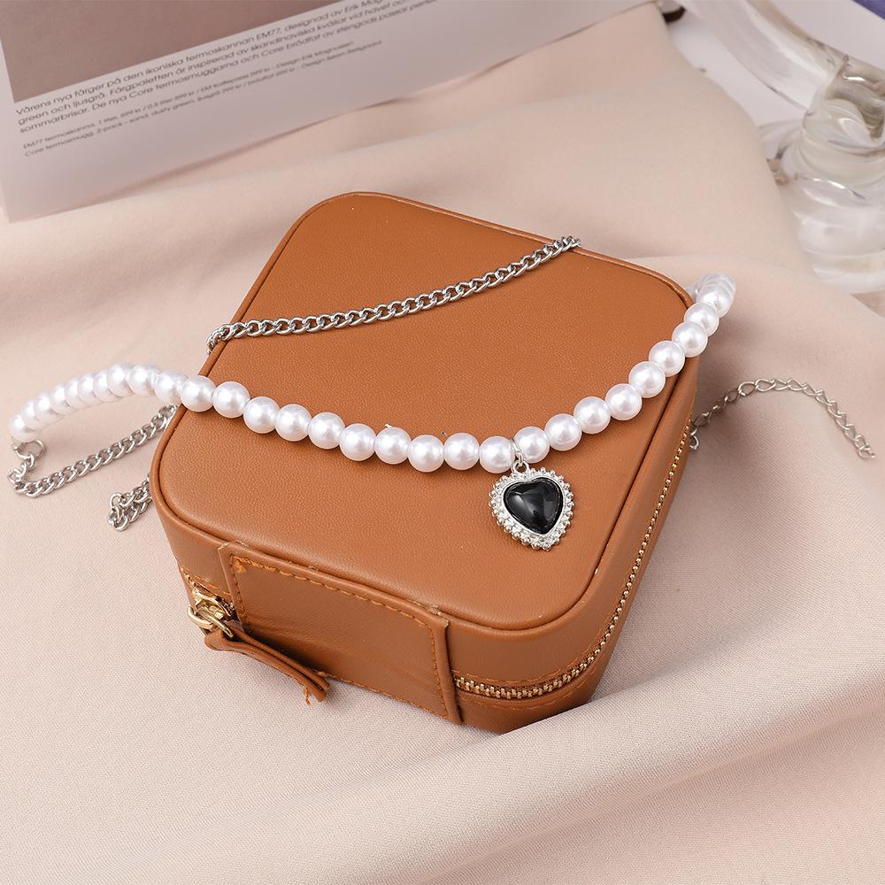17KM Collana Trendy a Forma di Cuore Stratificabile Unisex Design Personalizzato Catena Clavicolare Hip Hop Stile Minimalista Gioielli Collana