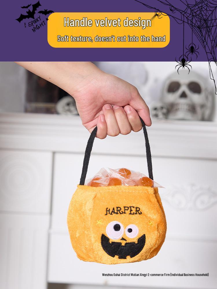 Halloween Pumpkin Trick-or-Treat Flannel Bag for Kids - Festive Outdoor Decoration and Ornament.